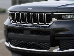 Jeep Grand Cherokee L Laredo 4x2 2026 — side view