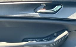Jeep Grand Cherokee L Laredo 4x2 2026 — side view