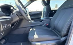 Jeep Grand Cherokee L Laredo 4x2 2026 — side view
