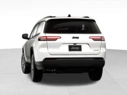 Jeep Grand Cherokee L Laredo 4x2 2026 — side view