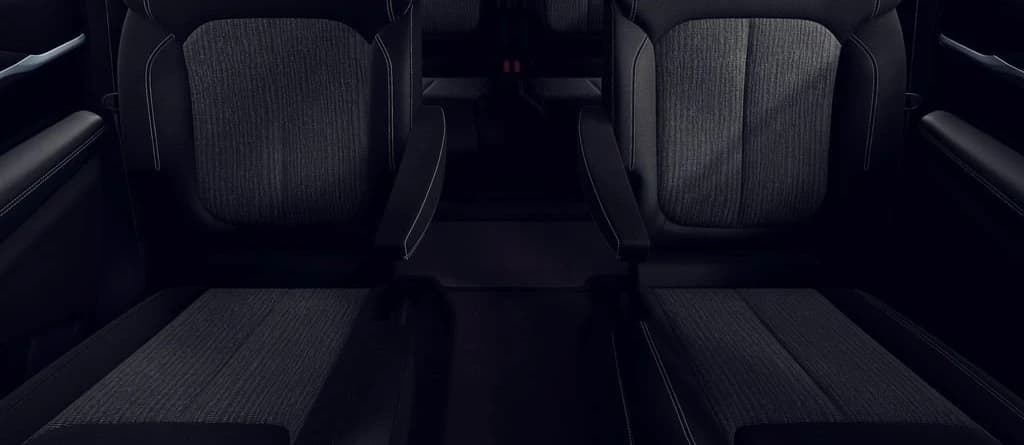 Jeep Grand Cherokee L Laredo 4x2 2026 — side view