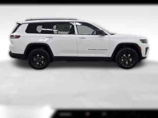 Jeep Grand Cherokee L Laredo Altitude 4x2