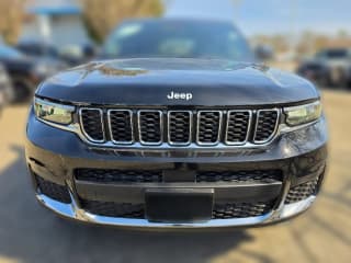 Jeep Grand Cherokee L Laredo X 4x4