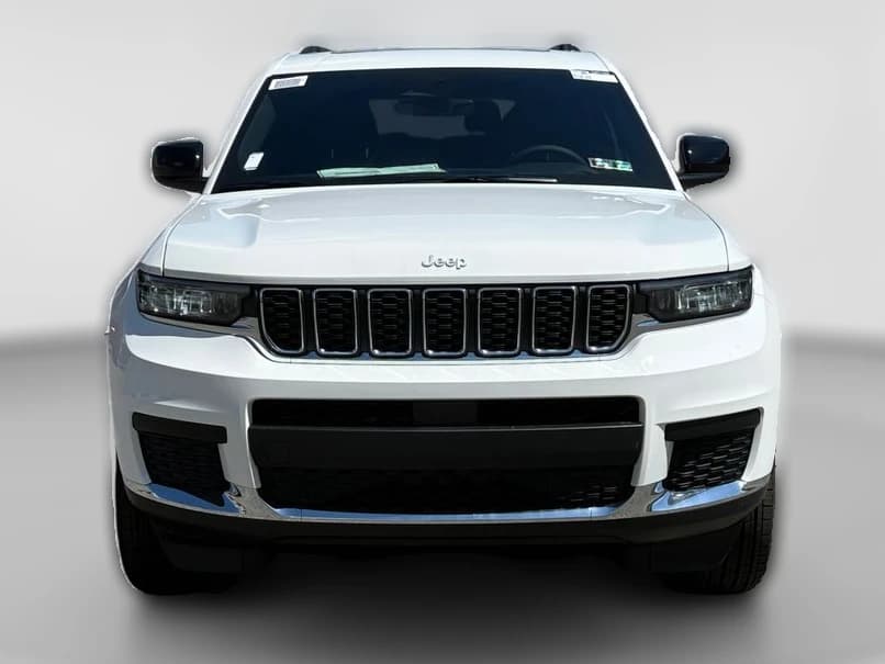 Jeep Grand Cherokee L Laredo X 4x4 2026 — side view