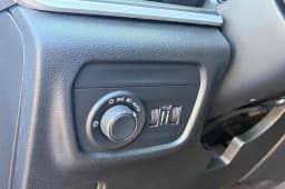 Jeep Grand Cherokee L Laredo X 4x4 2026 — side view