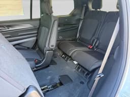 Jeep Grand Cherokee L Laredo X 4x4 2026 — side view