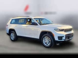 Jeep Grand Cherokee L Laredo X 4x4