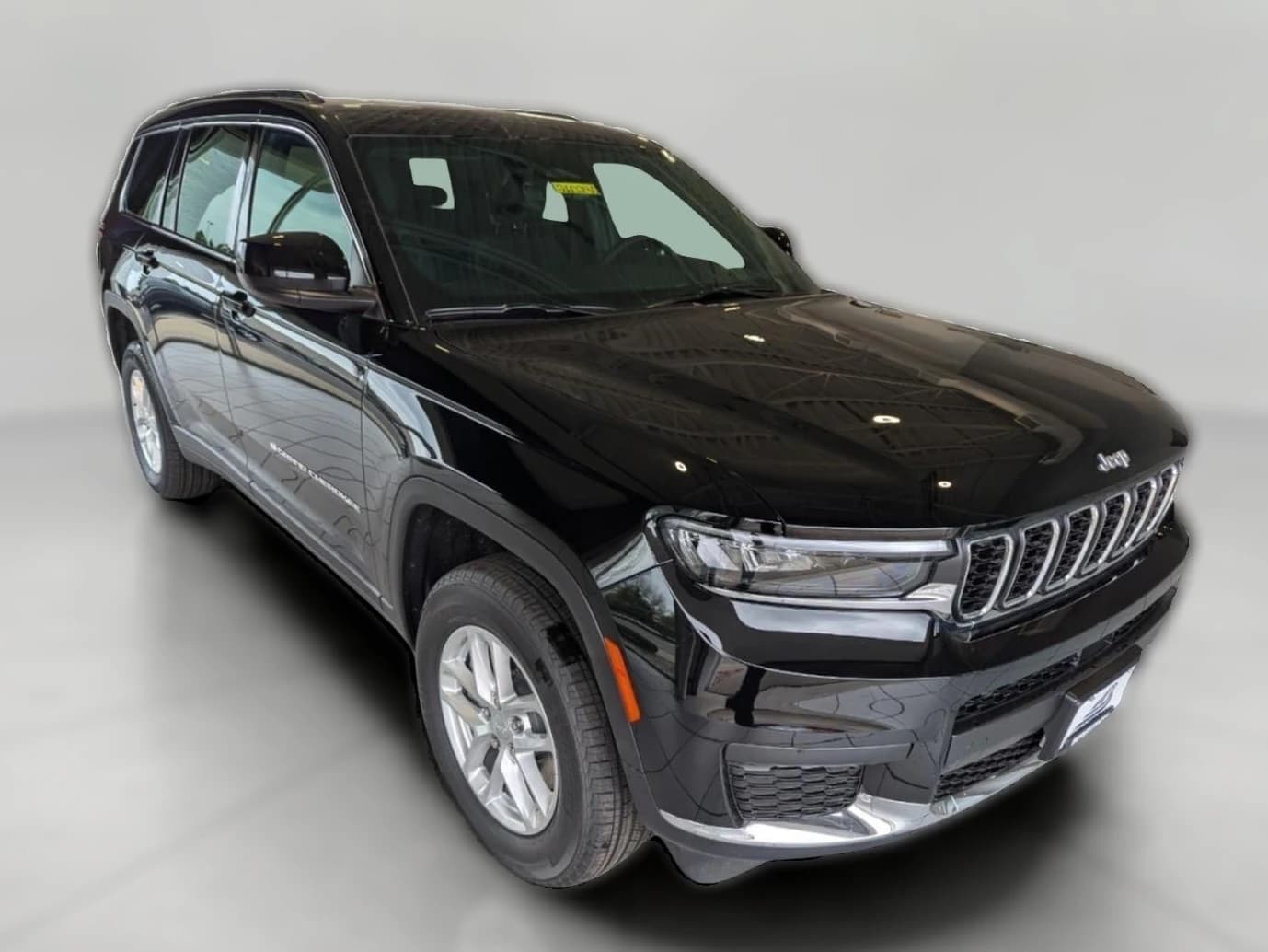 Jeep Grand Cherokee L Laredo 4x4 2026 — side view