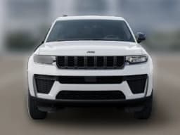 Jeep Grand Cherokee L Laredo Altitude 4x4 2027 — side view