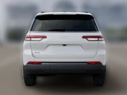 Jeep Grand Cherokee L Laredo Altitude 4x4 2027 — side view
