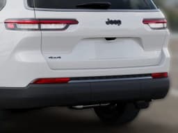 Jeep Grand Cherokee L Laredo Altitude 4x4 2027 — side view