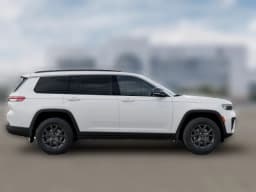 Jeep Grand Cherokee L Laredo Altitude 4x4 2027 — side view