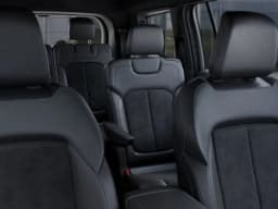 Jeep Grand Cherokee L Laredo Altitude 4x4 2027 — side view