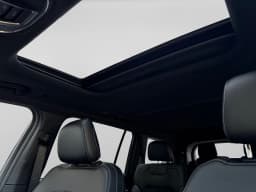 Jeep Grand Cherokee L Laredo Altitude 4x4 2026 — side view
