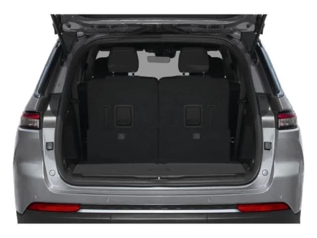 Jeep Grand Cherokee L Laredo Altitude 4x4 2026 — side view