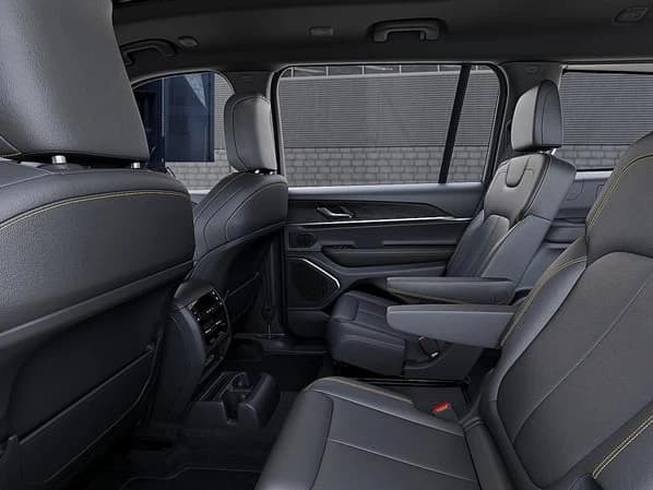 Jeep Grand Cherokee L 85th Anniversary Edition 4x4 2026 — side view