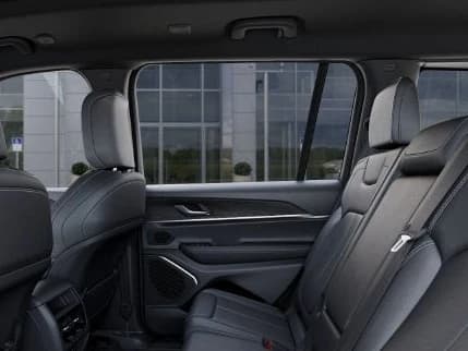 Jeep Grand Cherokee L Limited 4x4 2027 — side view