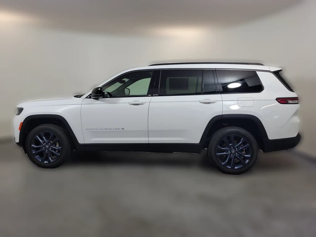 Jeep Grand Cherokee L 85th Anniversary Edition 4x4 2026 — side view