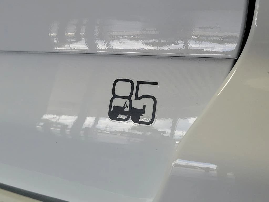 Jeep Grand Cherokee L 85th Anniversary Edition 4x4 2026 — side view
