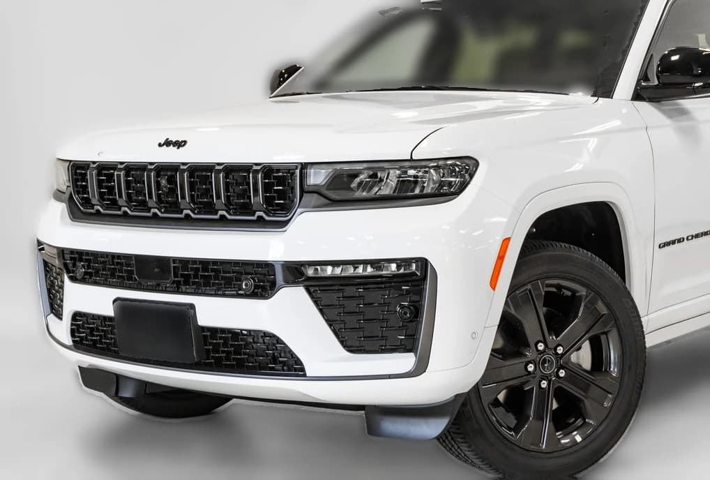 Jeep Grand Cherokee L Limited Reserve 4x4 2027 — side view