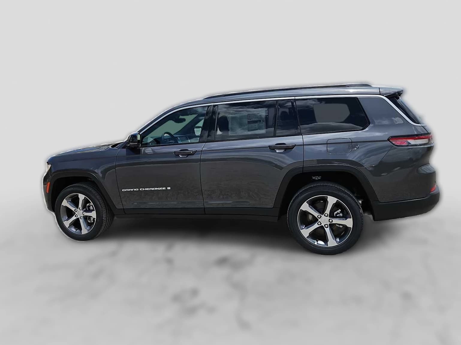 Jeep Grand Cherokee L Limited 4x4 2026 — side view