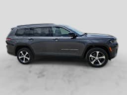 Jeep Grand Cherokee L Limited 4x4 2026 — side view