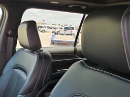 Jeep Grand Cherokee L Limited 4x4 2026 — side view