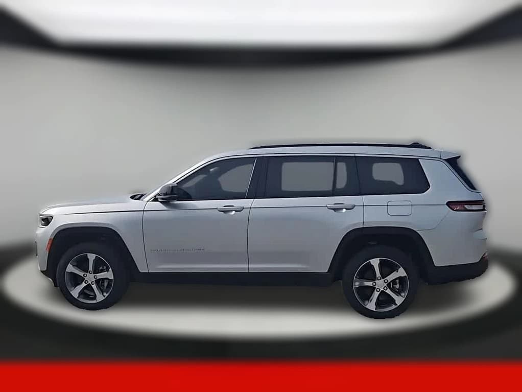Jeep Grand Cherokee L Limited 4x4 2026 — side view