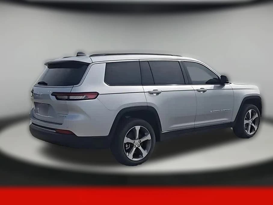 Jeep Grand Cherokee L Limited 4x4 2026 — side view