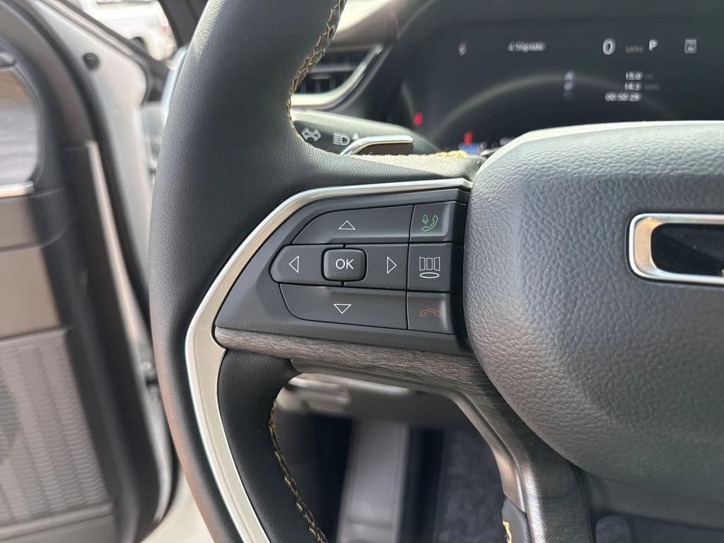 Jeep Grand Cherokee L 85th Anniversary Edition 4x4 2026 — side view