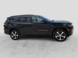 Jeep Grand Cherokee L Limited 4x4 2026 — side view