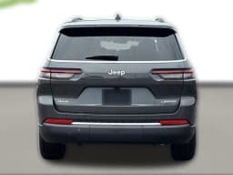 Jeep Grand Cherokee L Limited 4x4 2026 — side view