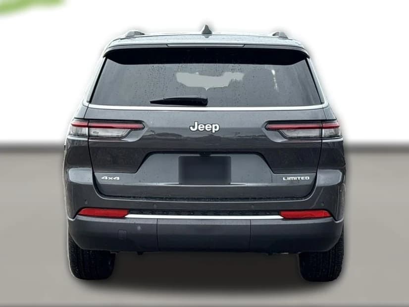 Jeep Grand Cherokee L Limited 4x4 2026 — side view