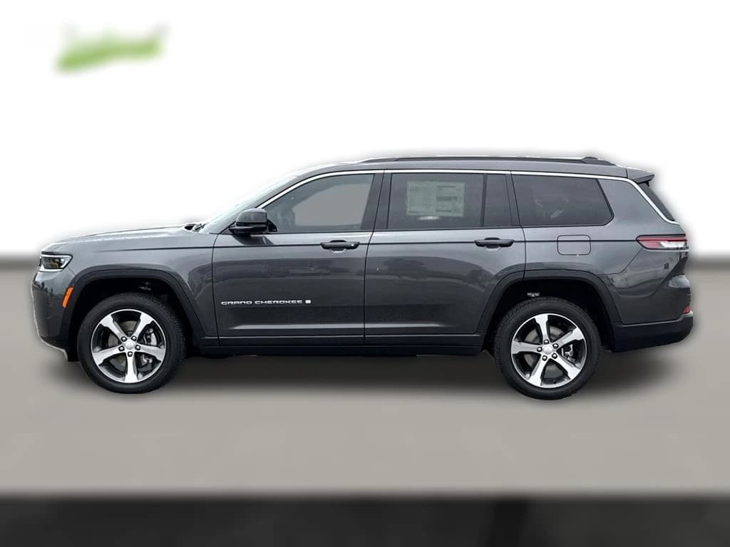 Jeep Grand Cherokee L Limited 4x4 2026 — side view