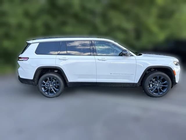 Jeep Grand Cherokee L 85th Anniversary Edition 4x4 2026 — side view