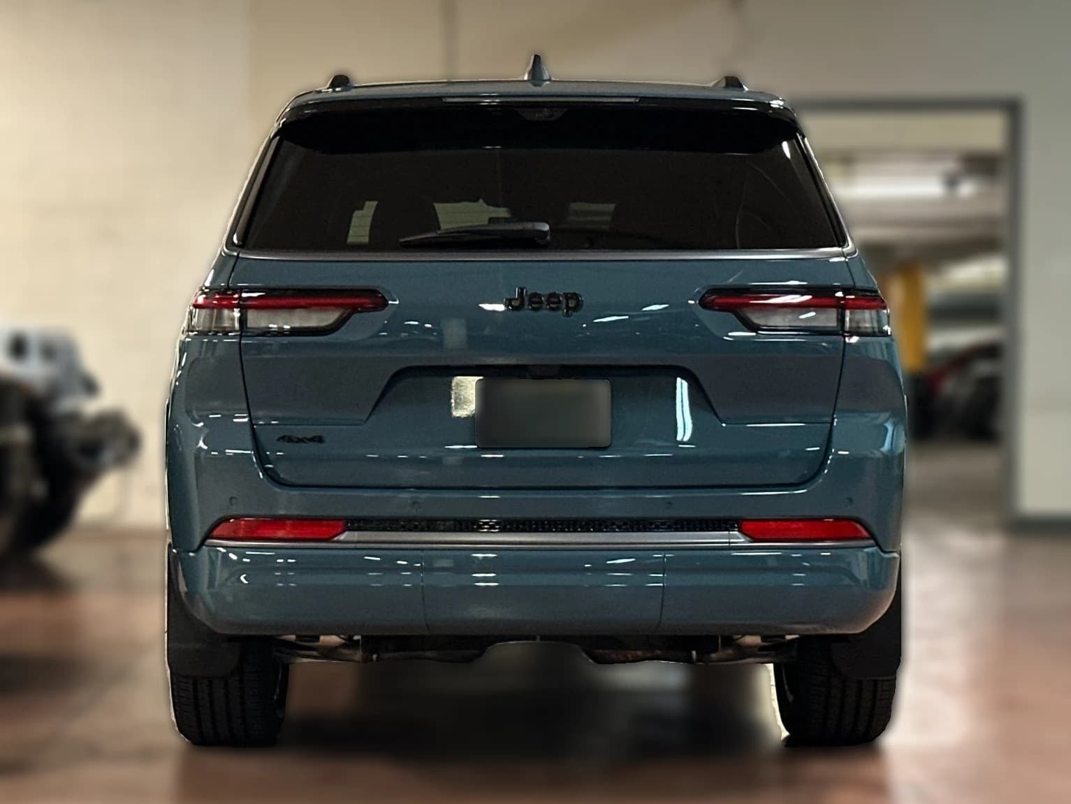Jeep Grand Cherokee L Limited Reserve 4x4 2026 — side view