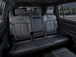 Jeep Grand Cherokee L Limited 4x4 2026 — side view