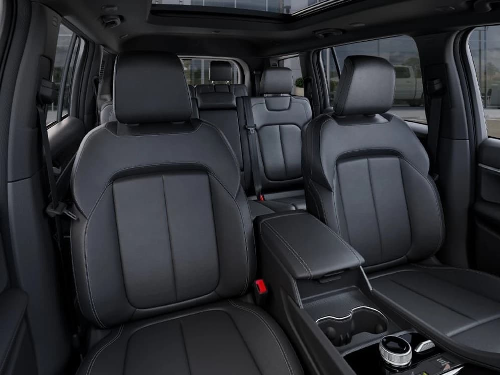 Jeep Grand Cherokee L Limited 4x4 2026 — side view