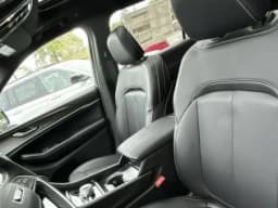 Jeep Grand Cherokee L Limited 4x4 2026 — side view