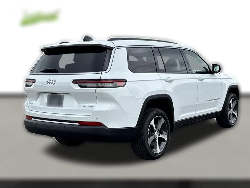 Jeep Grand Cherokee L Limited 4x4 2026 — side view