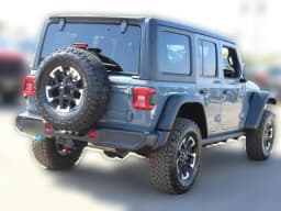 Jeep Wrangler 4xe Rubicon 4x4 2025 — side view