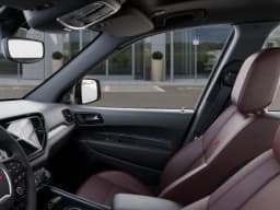 Dodge Durango GT Plus HEMI AWD 2027 — side view