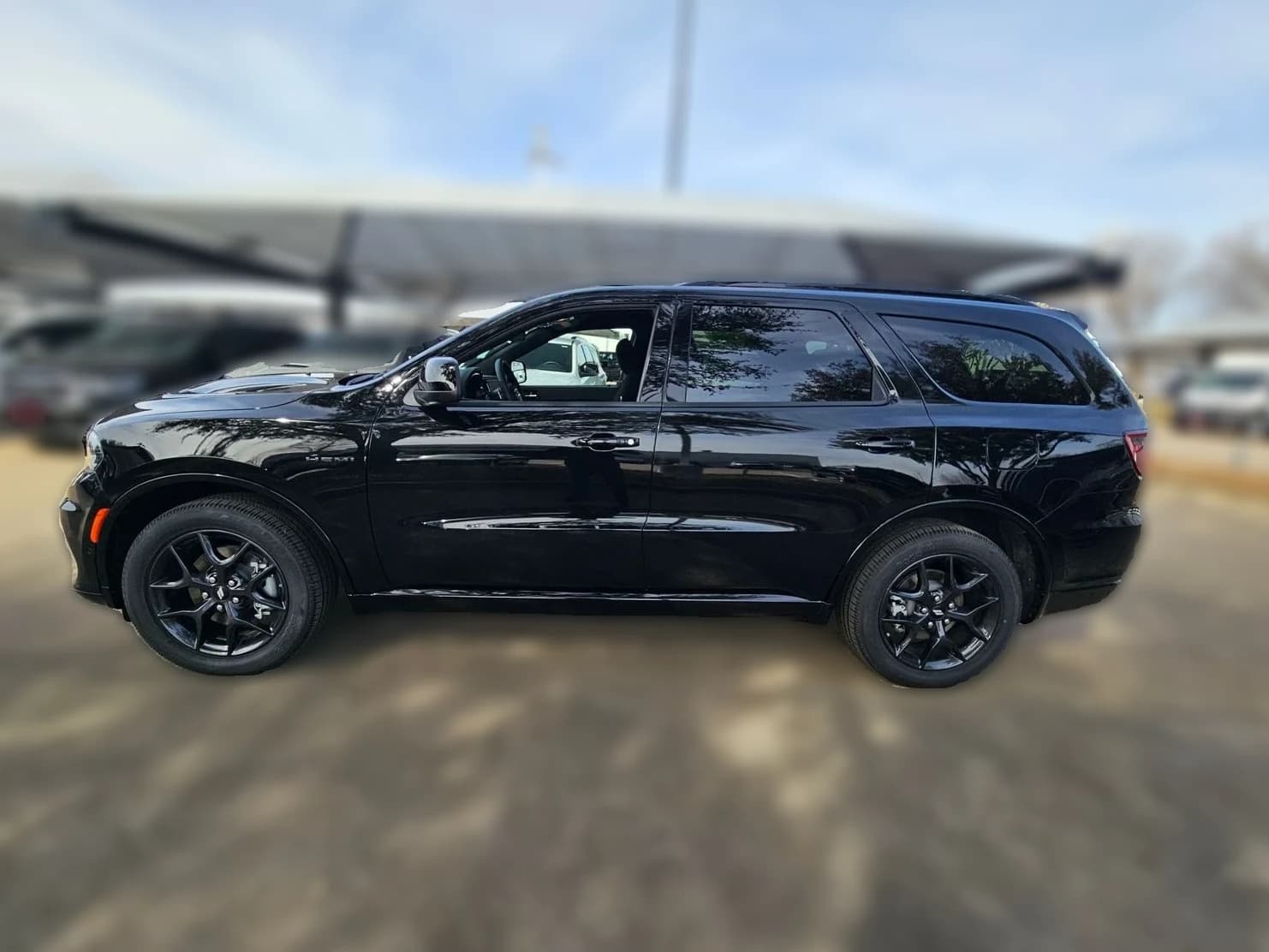Dodge Durango GT HEMI V8 AWD 2026 — side view