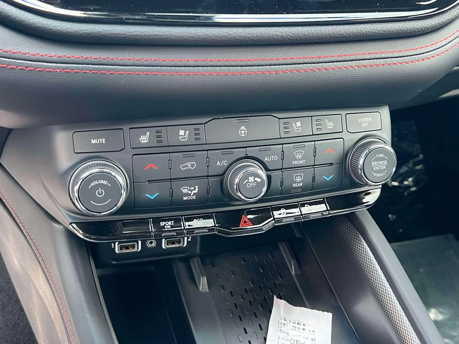 Dodge Durango GT Plus HEMI AWD 2027 — side view