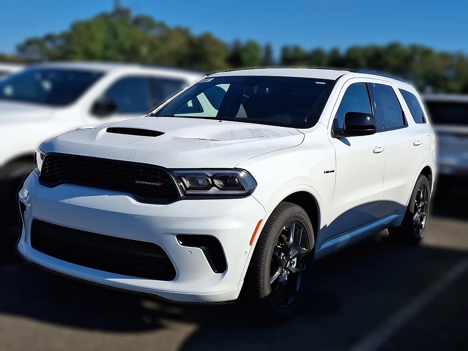 Dodge Durango GT HEMI V8 AWD 2026 — side view