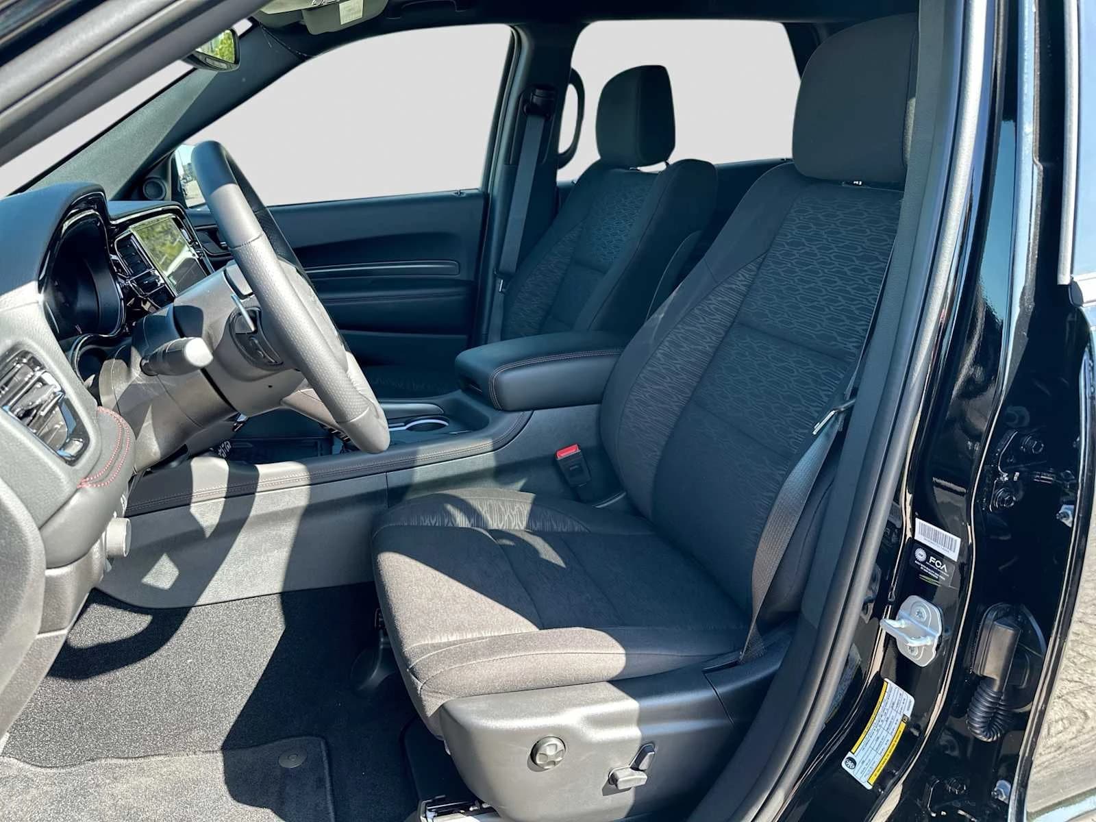 Dodge Durango GT HEMI AWD 2027 — side view