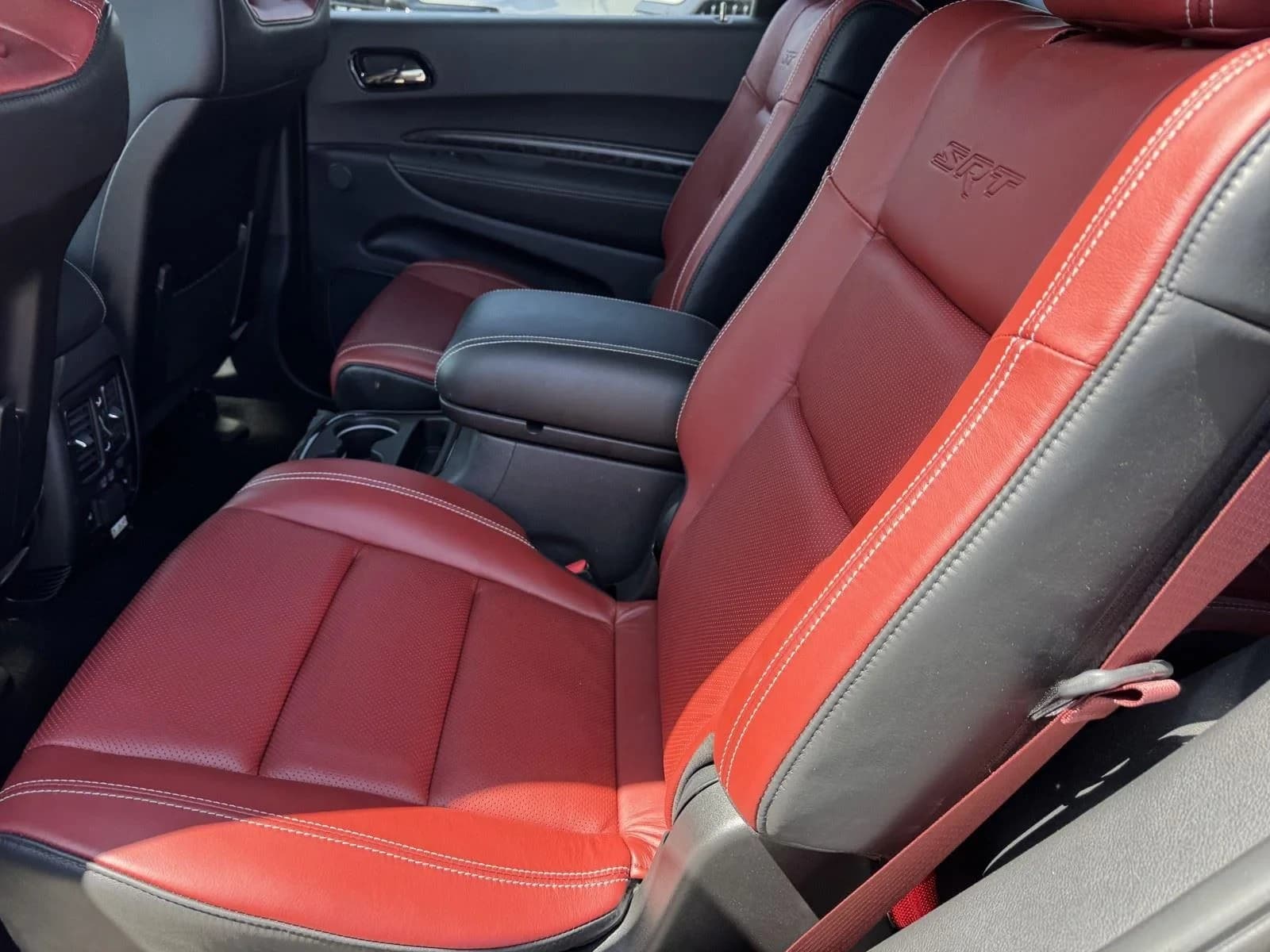Dodge Durango SRT Hellcat Premium AWD 2024 — side view