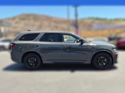 Dodge Durango SRT Hellcat AWD 2026 — side view