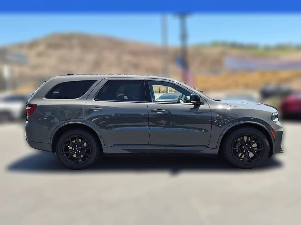 Dodge Durango SRT Hellcat AWD 2026 — side view