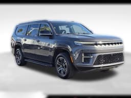 Jeep Grand Wagoneer L 4x2 2026 — side view